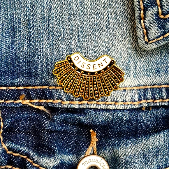 2/$20 RBG Dissent Enamel Pin. Ruth Bader Ginsburg. - Picture 1 of 1